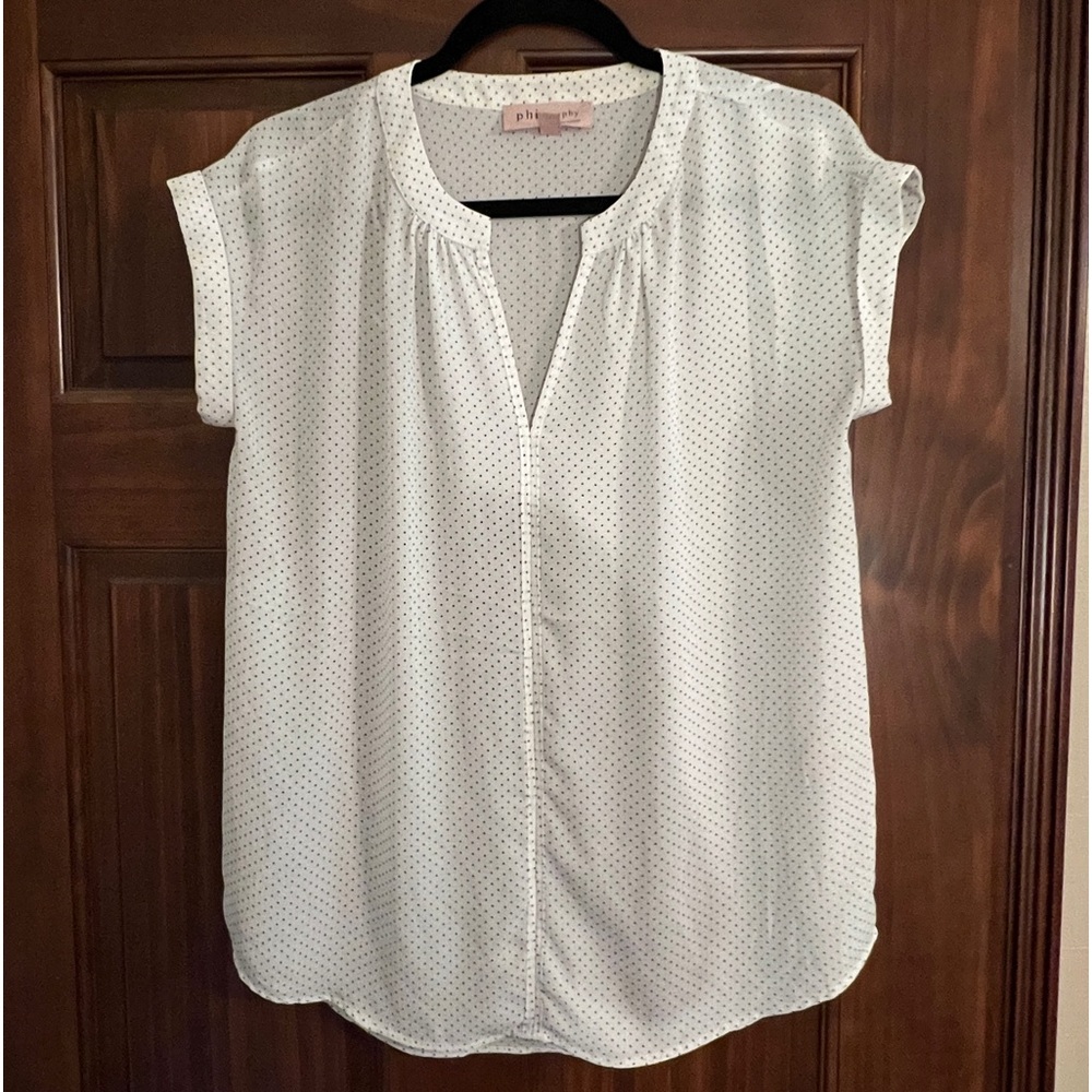 Women’s white polka-dot dress shirt